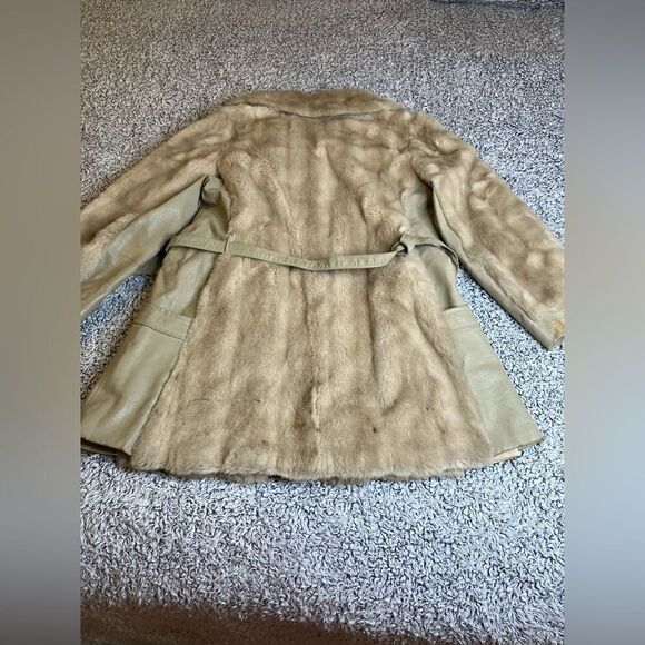 DIAMONTE Tissavel of France 1970’s Vintage Faux Fur Coat Dubrowsky & Joseph - Picture 16 of 16